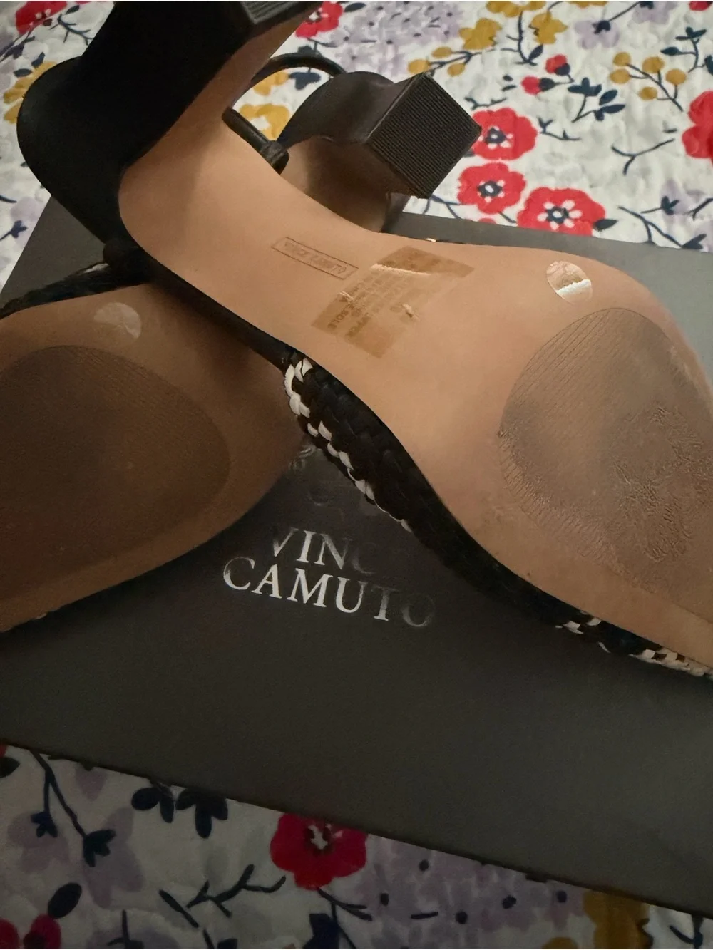 Vince Camuto chic woven